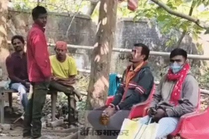 Bujurg Ne Jahar khaaya